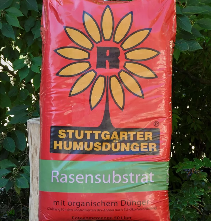 zum Einsäen u. für Rollrasen